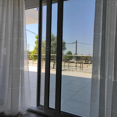 Blue Beach Apartments Ofrínion Dış mekan fotoğraf