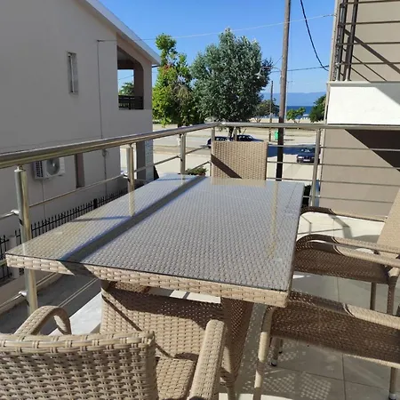 Blue Beach Apartments Ofrínion Dış mekan fotoğraf