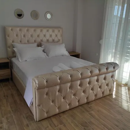 Blue Beach Apartments Ofrínion Dış mekan fotoğraf